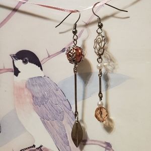 Asymmetrical Rose Pearl Dangle Earrings